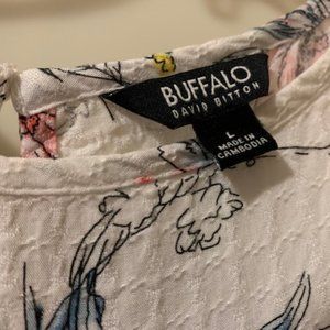 Buffalo David Bitton Short-Sleeved White Floral Top with Front Tie, Size L